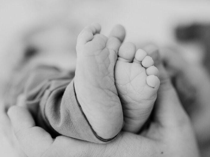 Neugeborenenshooting-Fotografin-Konstanz-Babyfotos-Fotoshooting-Bodensee-Kreuzlingen